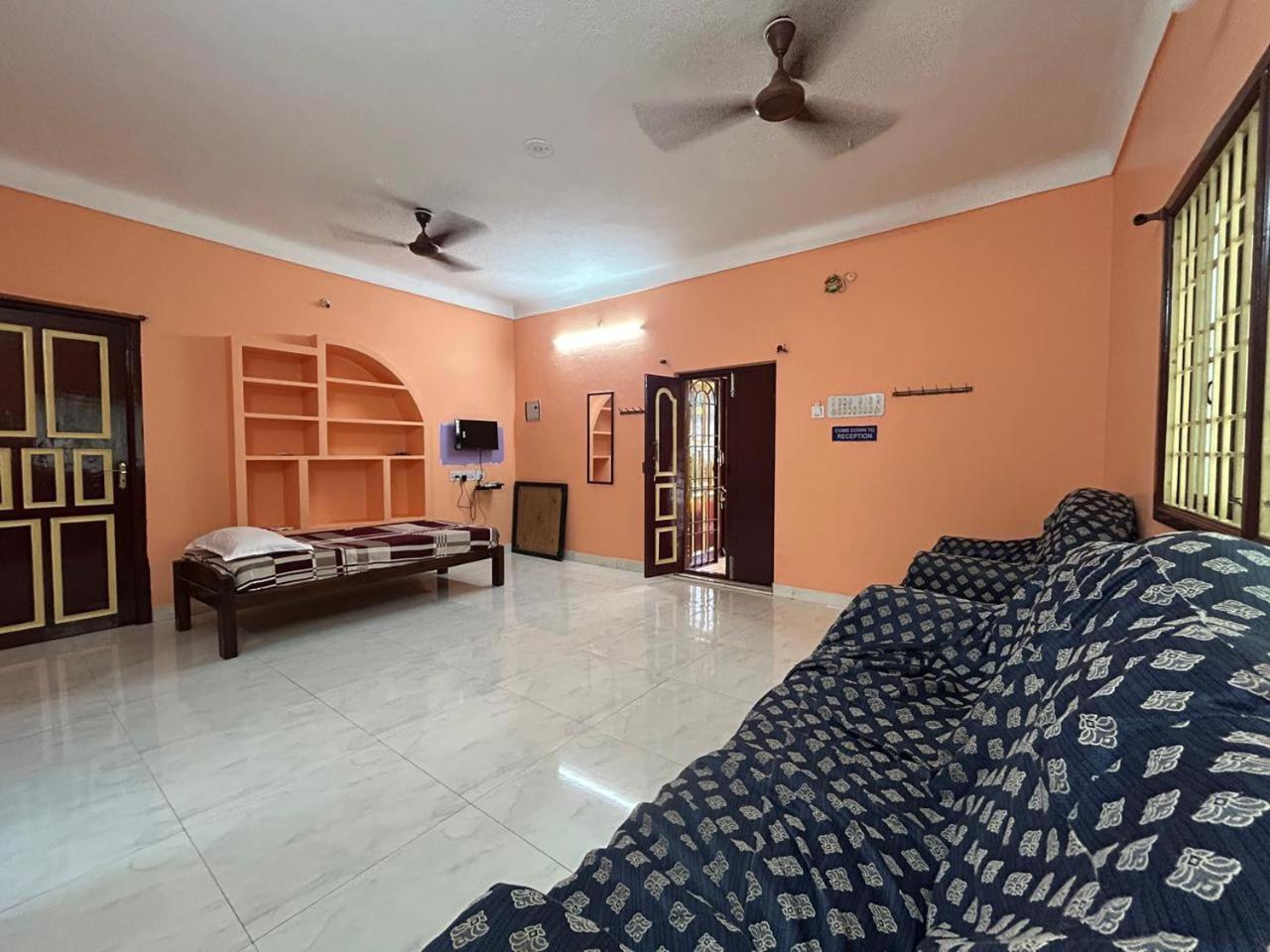 Eagle Nest Residency Hotel Kottakuppam Exterior photo